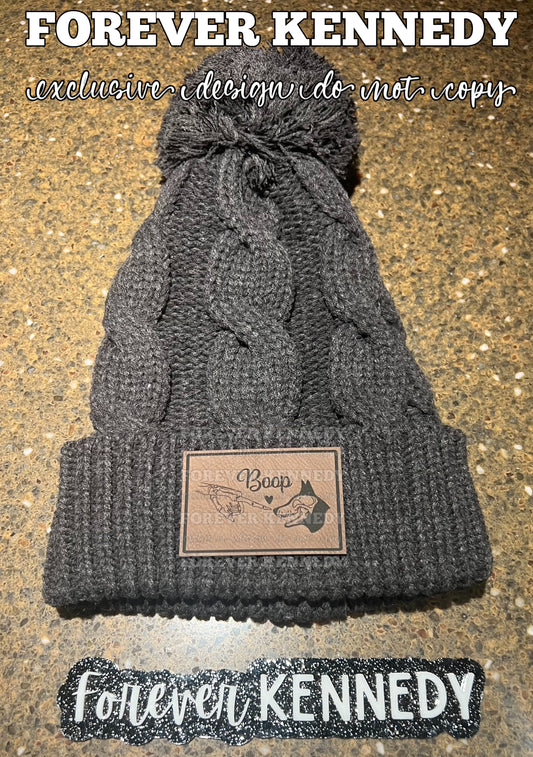 (PO) Beanie with pom / EXCLUSIVE BOOP canine skull