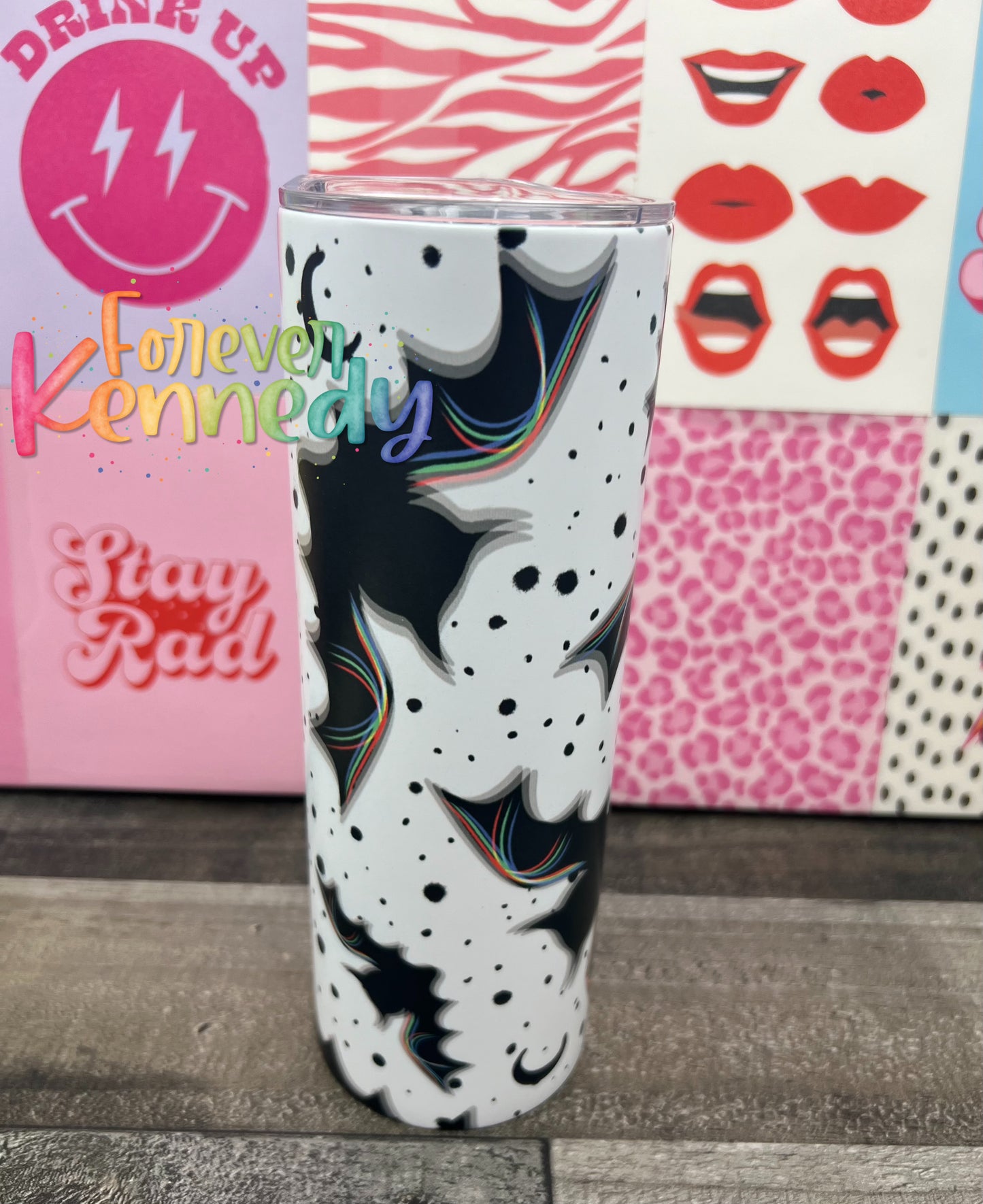 (MTO) 20oz Tumbler *choose style*: Trippy neon bats