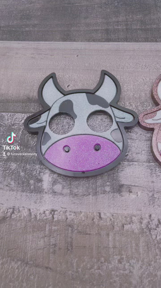 (PO) Resin: Cow Keychain