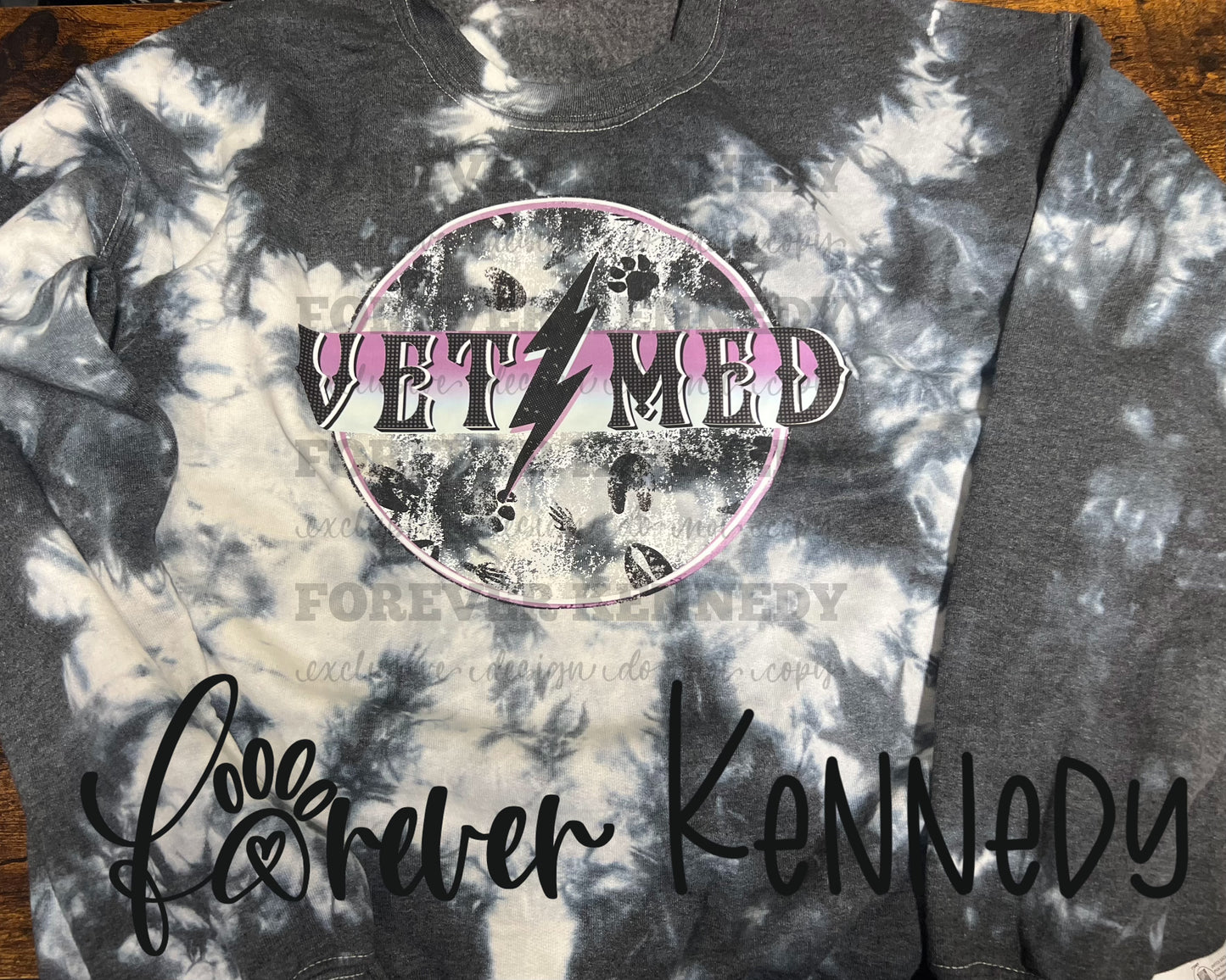 (MTO) EXCLUSIVE Crewneck Sweater: Vet Med Lightening Bolt